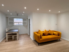 Full privacy, 4BR Bungalow house, 24h7 check in